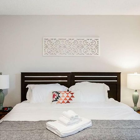 Modern + Cozy Townhome - Minutes To Avalon W/King Roswell Exterior foto