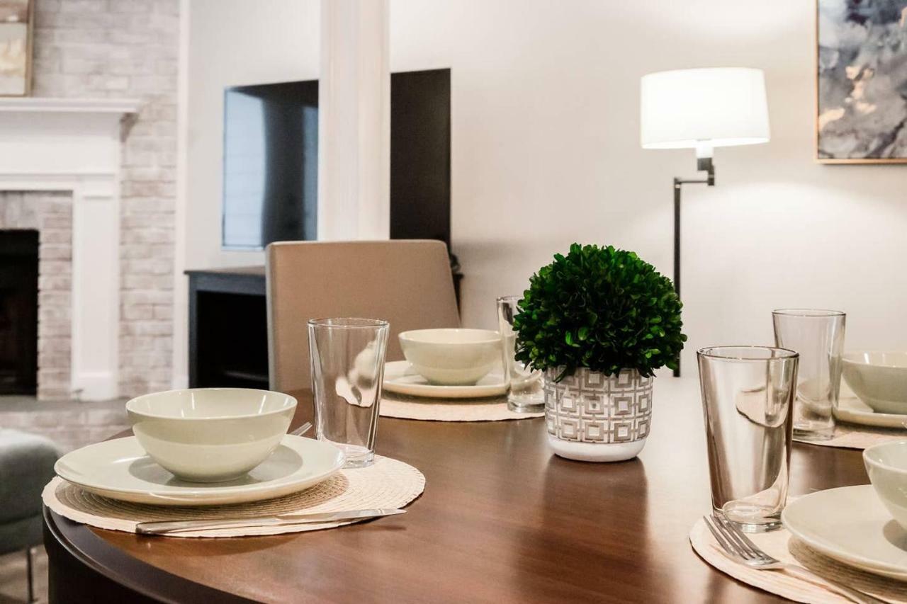 Modern + Cozy Townhome - Minutes To Avalon W/King Roswell Exterior foto