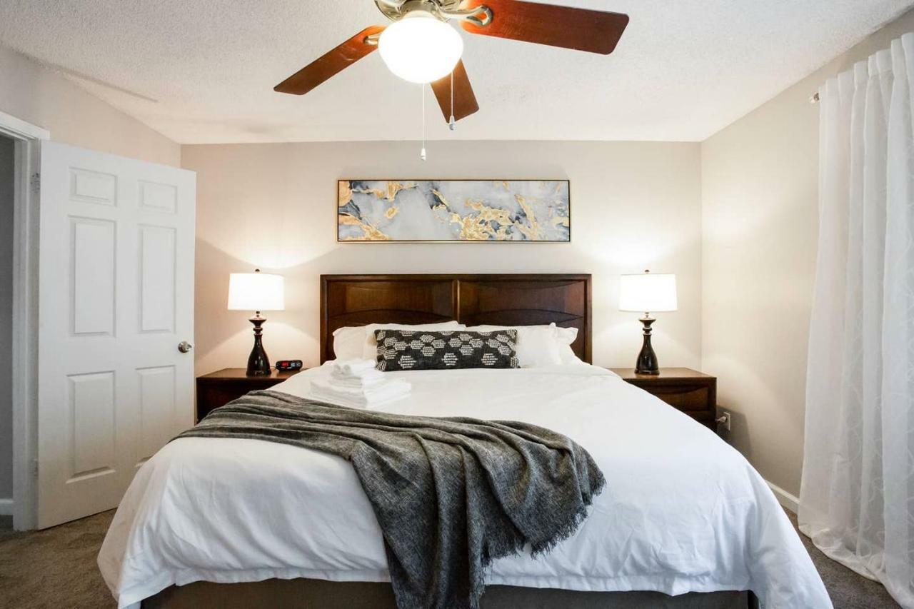 Modern + Cozy Townhome - Minutes To Avalon W/King Roswell Exterior foto